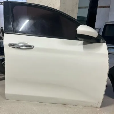 Fiat Egea Sağ Ön Kapı Beyaz