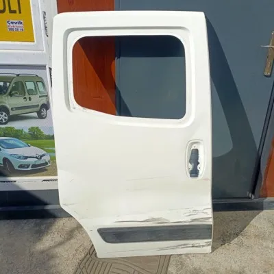 Fiat Fiorino Sağ Arka Kapı